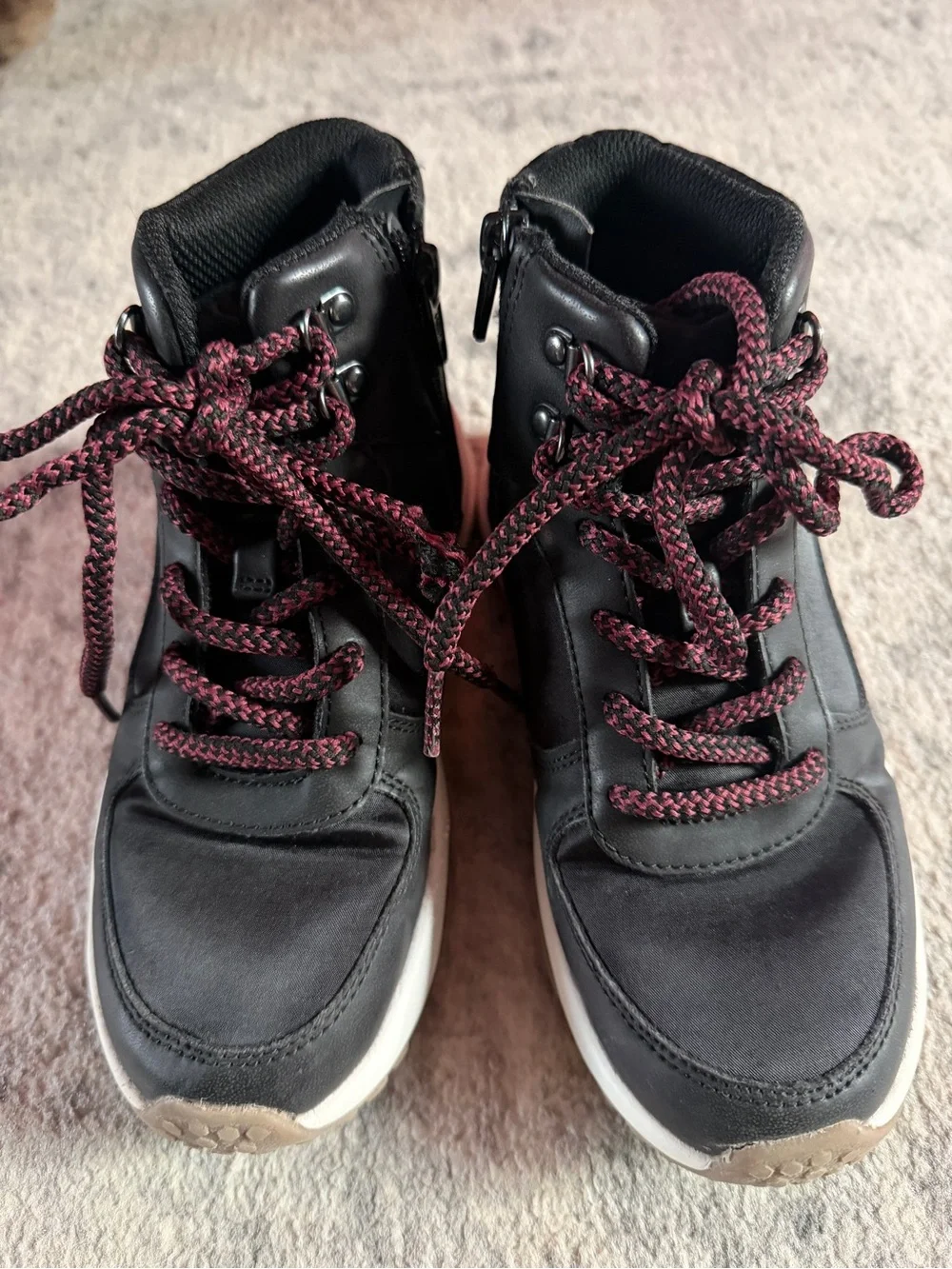 Art Class Kids Black High Top Sneakers Size 1 Side Zip
